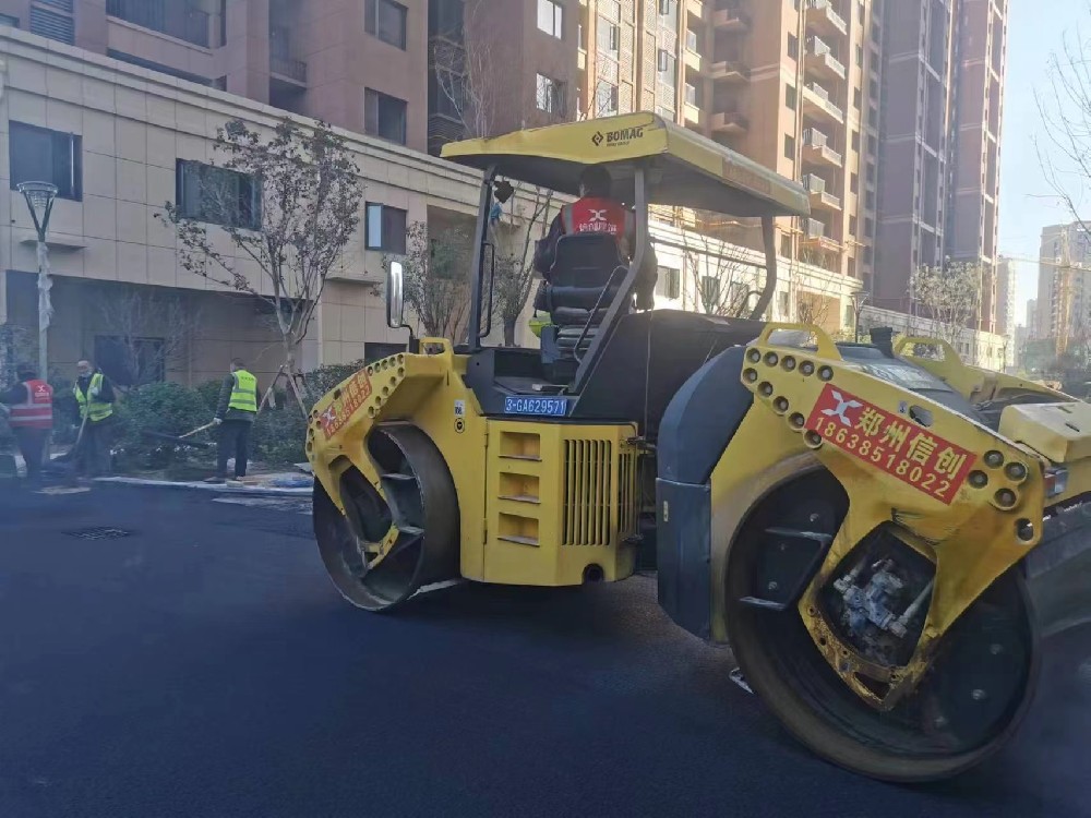 鄭州瀝青道路養(yǎng)護期一般需要多久？