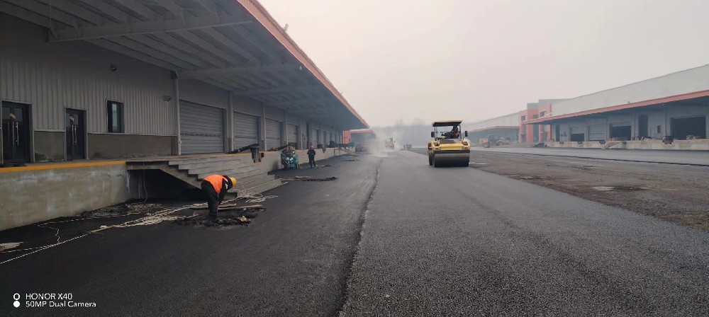 鄭州新鄭公路瀝青路面的特點——鄭州新鄭瀝青路面施工